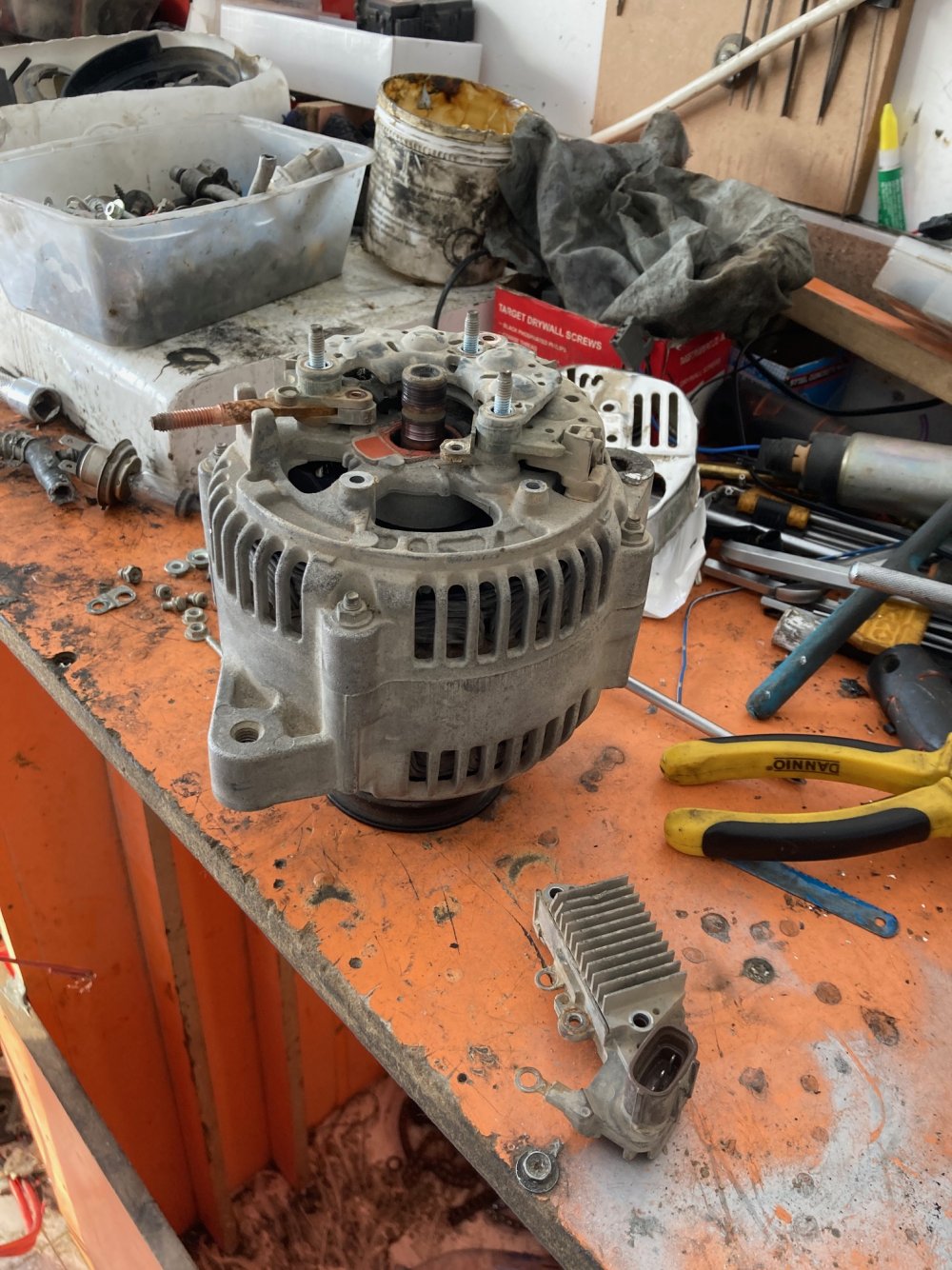 Lichtmaschinen-Reparatur in Ibri