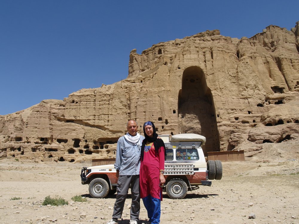 Im Herzen der Seidenstraße vor dem zerstörten Buddha in Bamyan (Zentral-Afghanistan)
